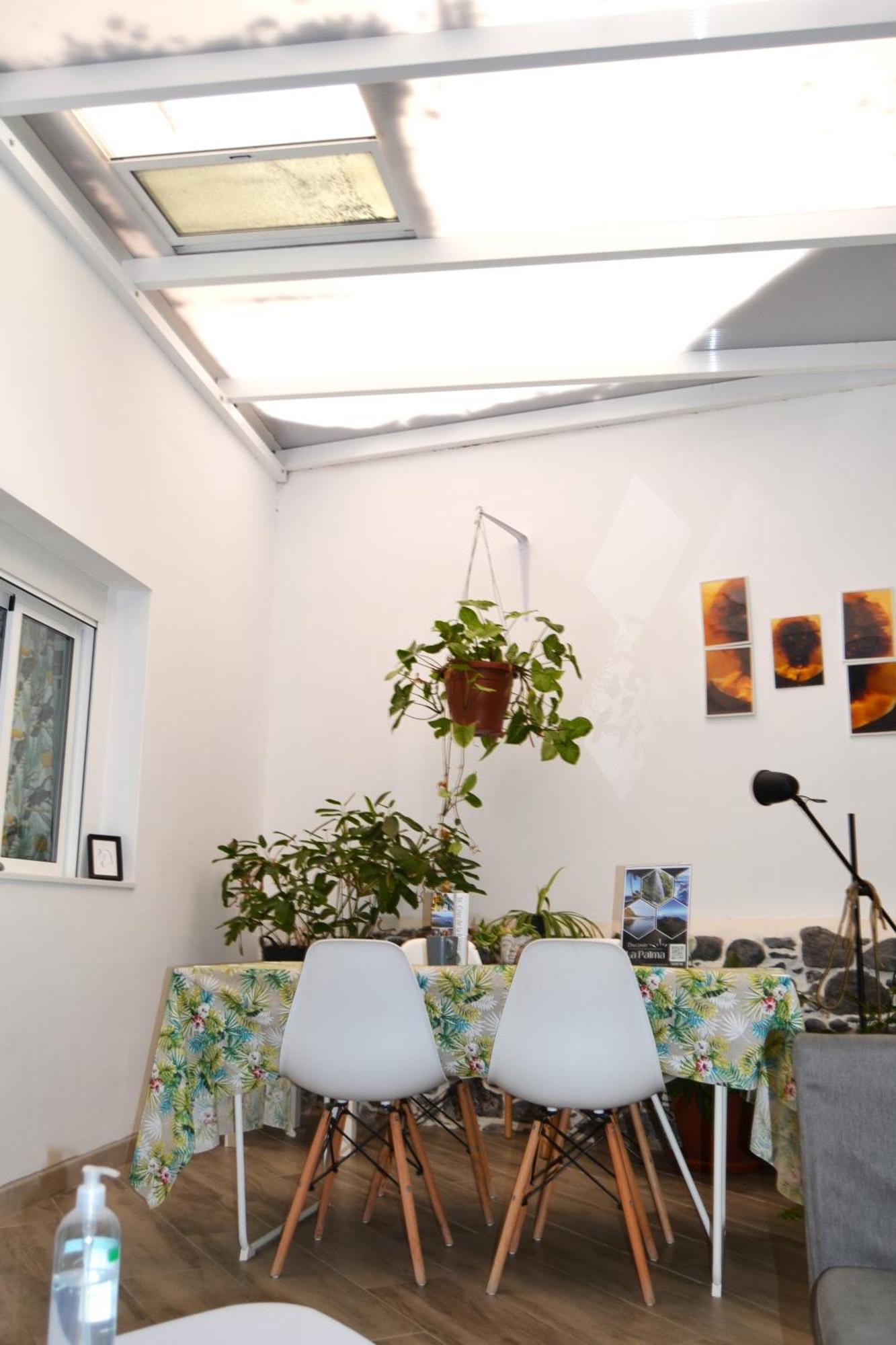 Room With Private Bathroom - Vivienda Vacacional Out Of Blue サンタ・クルス・デ・ラ・パルマ スペイン エクステリア 写真