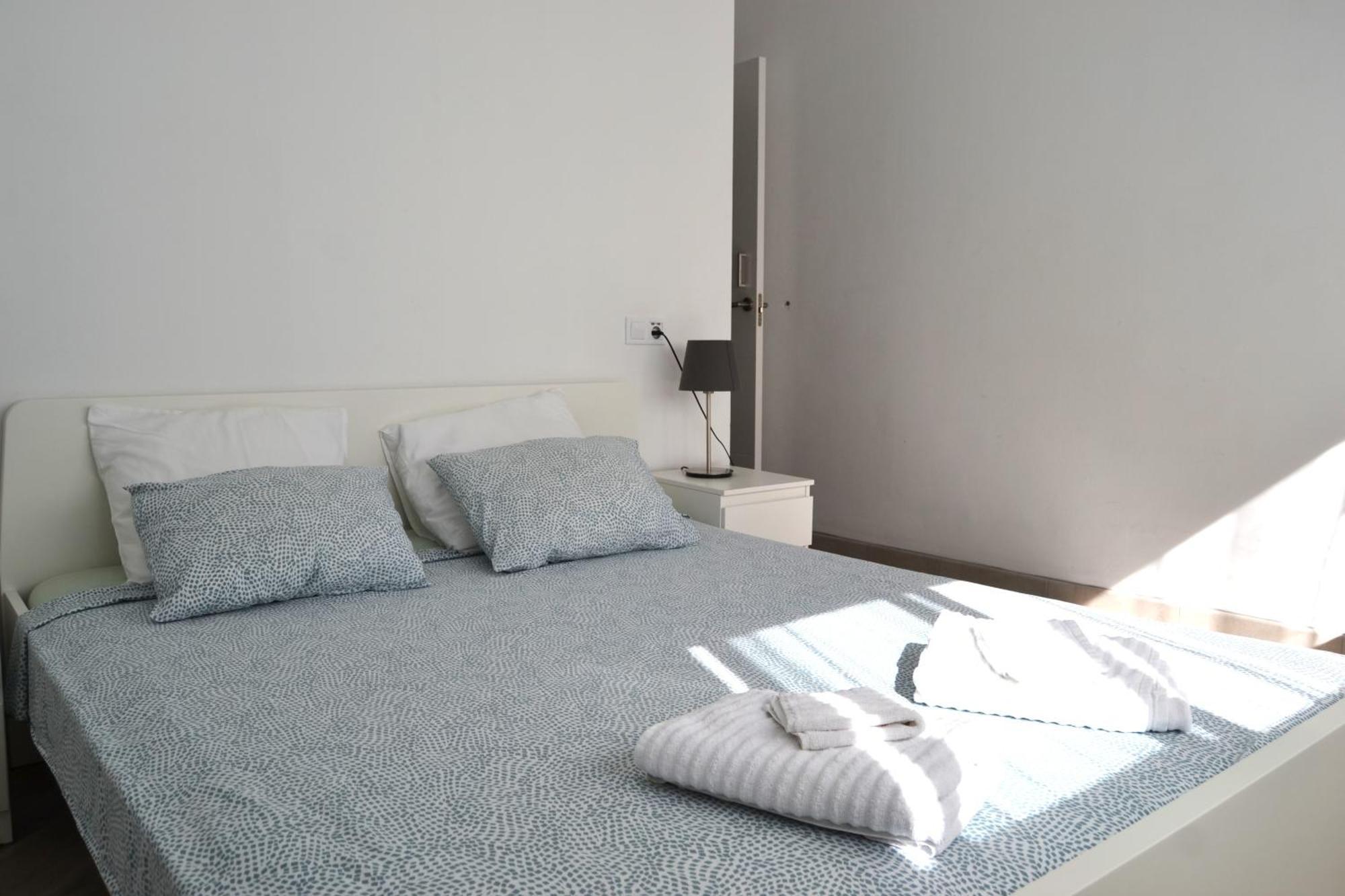 Room With Private Bathroom - Vivienda Vacacional Out Of Blue サンタ・クルス・デ・ラ・パルマ スペイン エクステリア 写真