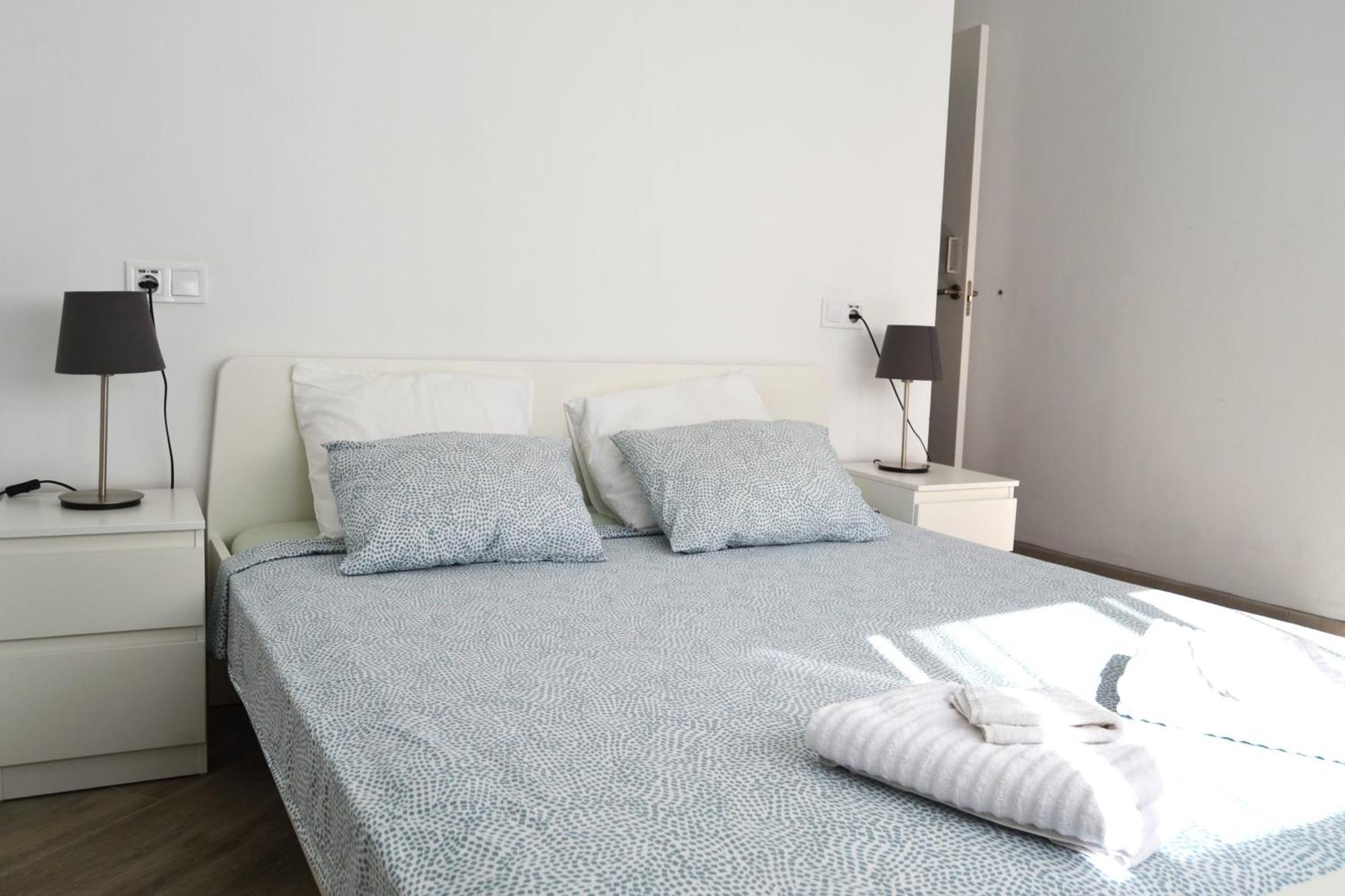 Room With Private Bathroom - Vivienda Vacacional Out Of Blue サンタ・クルス・デ・ラ・パルマ スペイン エクステリア 写真