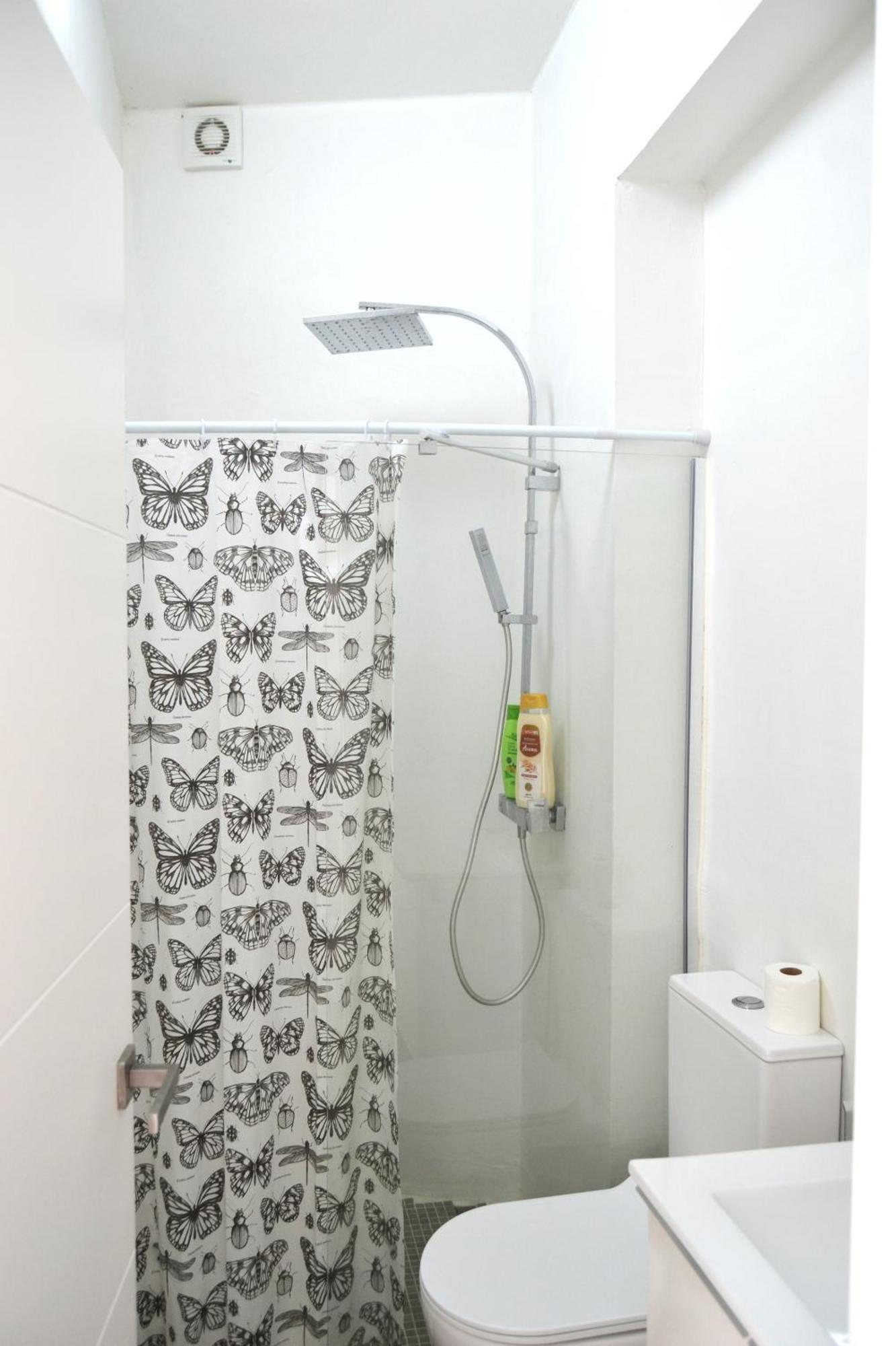 Room With Private Bathroom - Vivienda Vacacional Out Of Blue サンタ・クルス・デ・ラ・パルマ スペイン エクステリア 写真