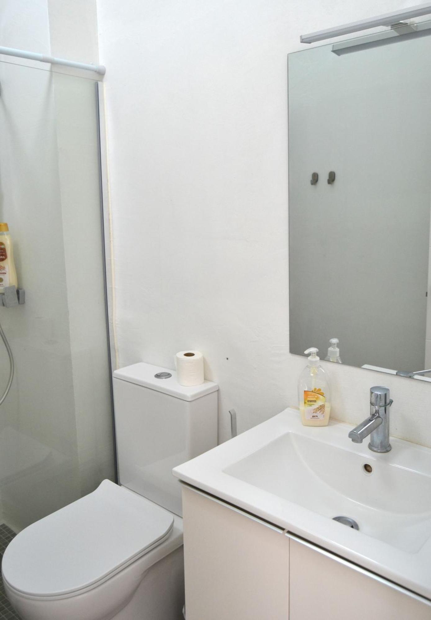 Room With Private Bathroom - Vivienda Vacacional Out Of Blue サンタ・クルス・デ・ラ・パルマ スペイン エクステリア 写真